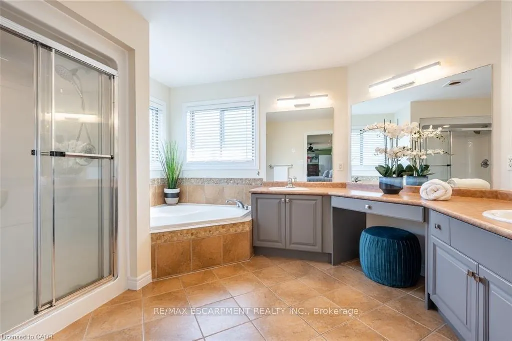 Photo 22 of 2338 Norland Drive, Burlington, Orchard — HOMEH