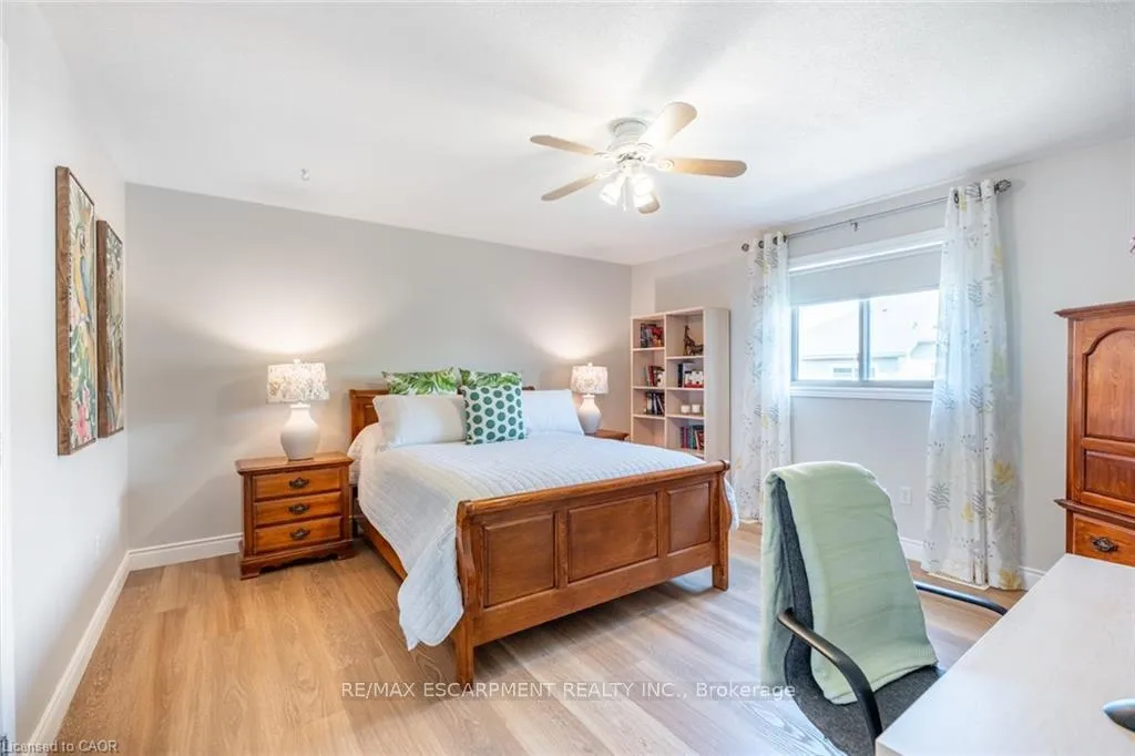 Photo 23 of 2338 Norland Drive, Burlington, Orchard — HOMEH