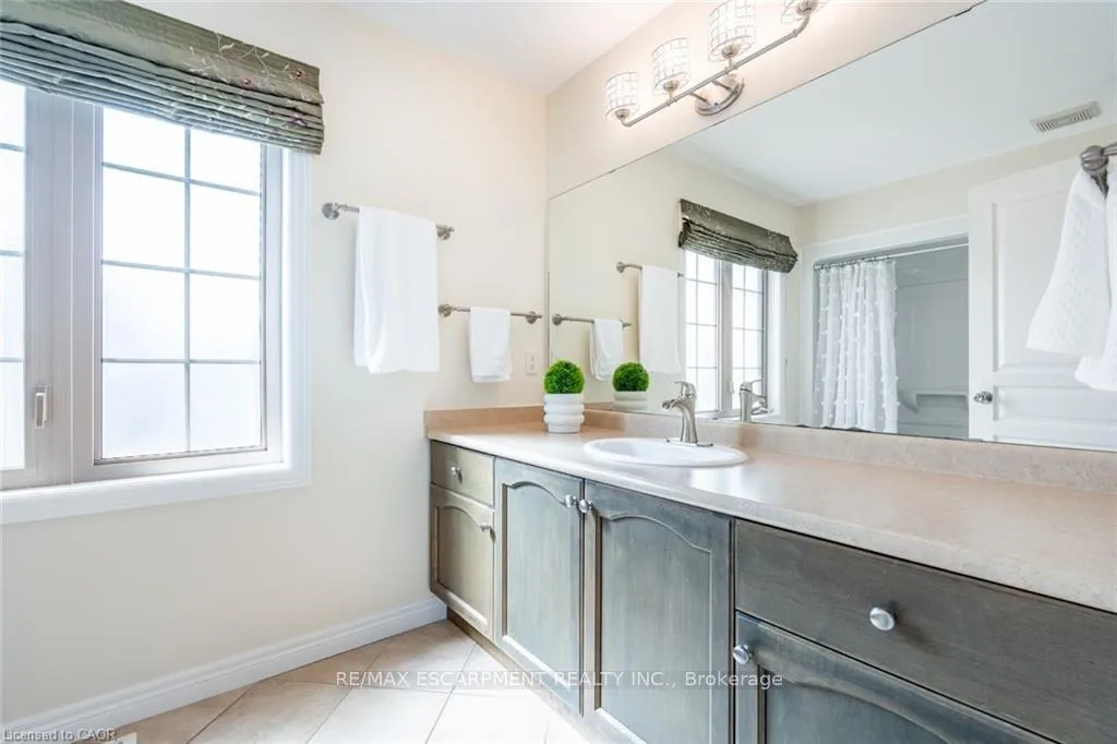 Photo 29 of 2338 Norland Drive, Burlington, Orchard — HOMEH
