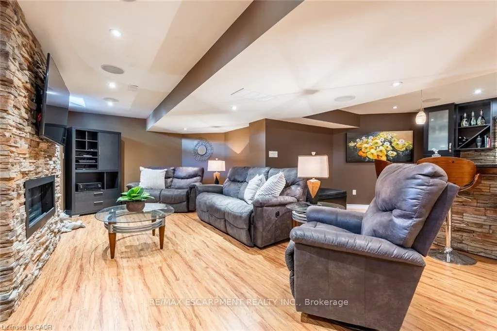 Photo 33 of 2338 Norland Drive, Burlington, Orchard — HOMEH