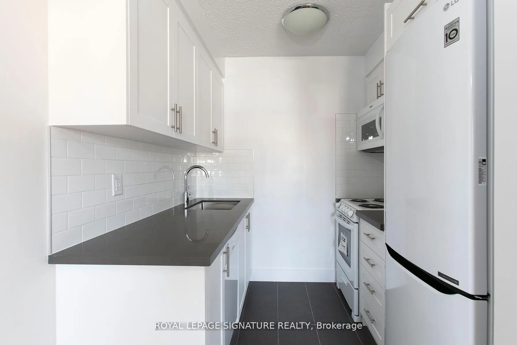 Photo 3 of Unit 206, 990 Avenue Road, Toronto, Yonge-Eglinton — HOMEH