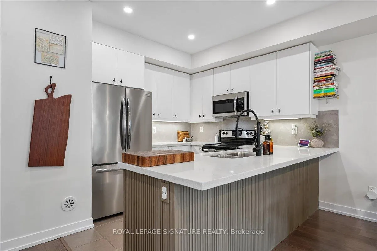 Photo 12 of Unit 420, 8 Drummond Street, Etobicoke, Mimico — HOMEH