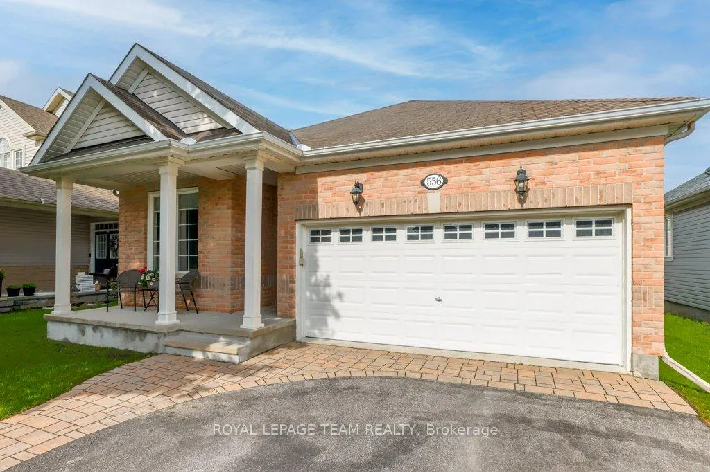 Photo 2 of 556 Dalewood Crescent, Ottawa, Stittsville (South) — HOMEH