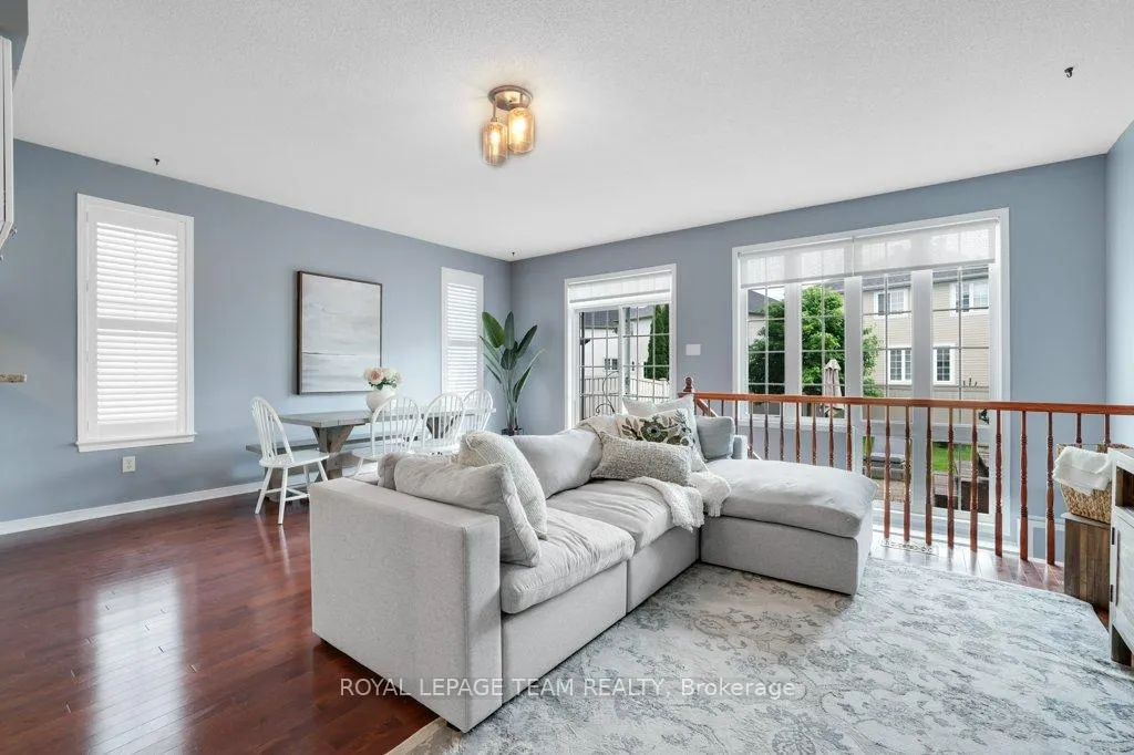 Photo 11 of 556 Dalewood Crescent, Ottawa, Stittsville (South) — HOMEH