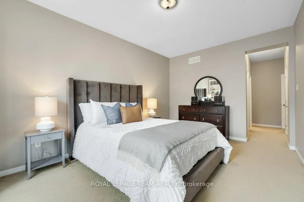 Photo 13 of 556 Dalewood Crescent, Ottawa, Stittsville (South) — HOMEH