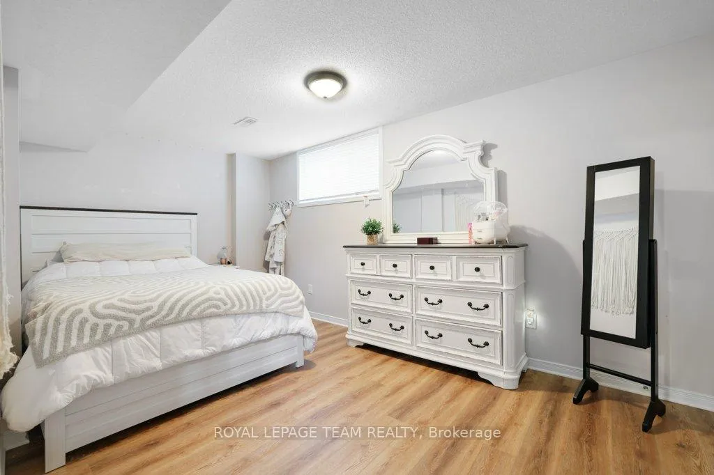 Photo 22 of 556 Dalewood Crescent, Ottawa, Stittsville (South) — HOMEH