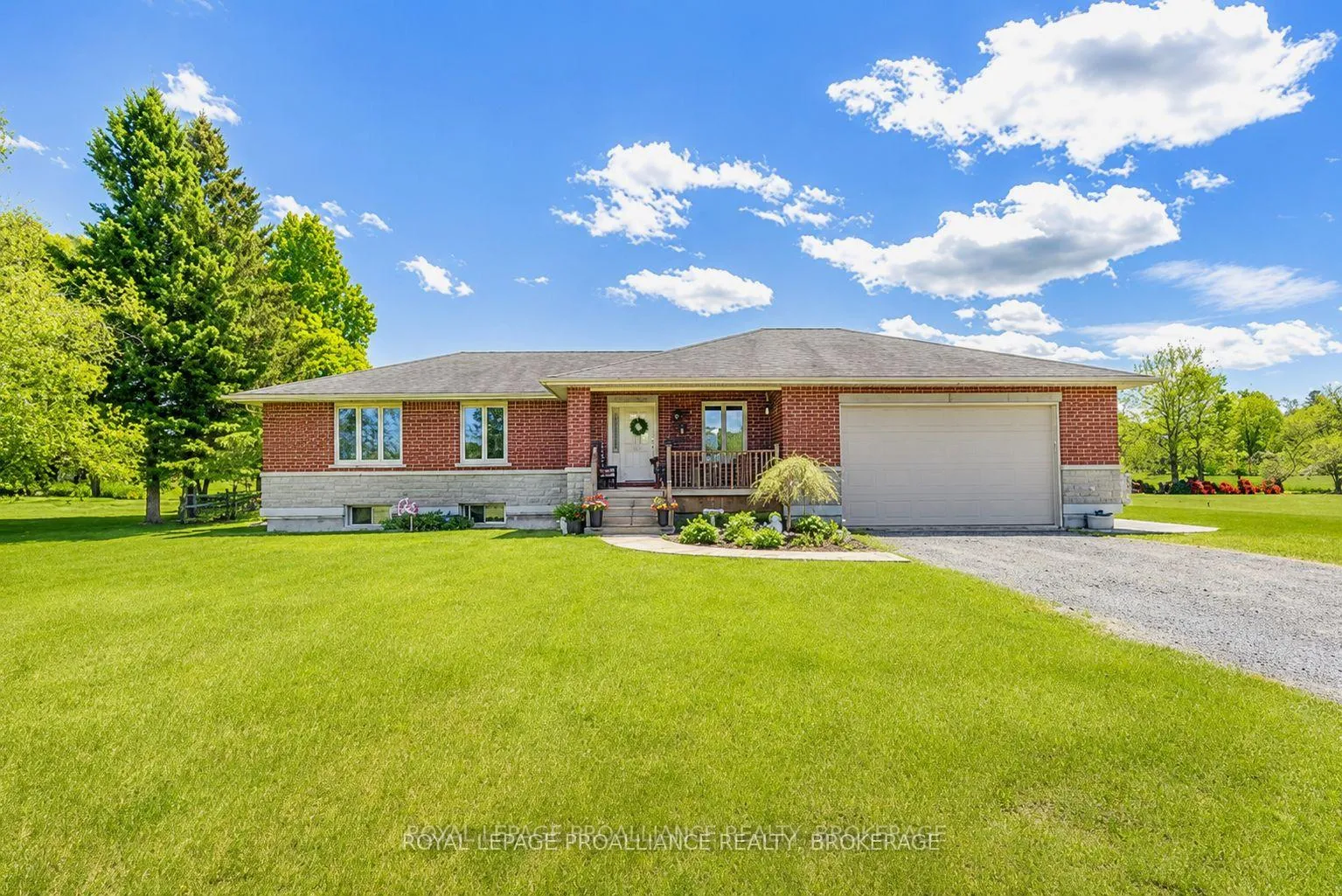 Photo 1 of 4279 Arena Boundary Road, Frontenac, Frontenac South — HOMEH