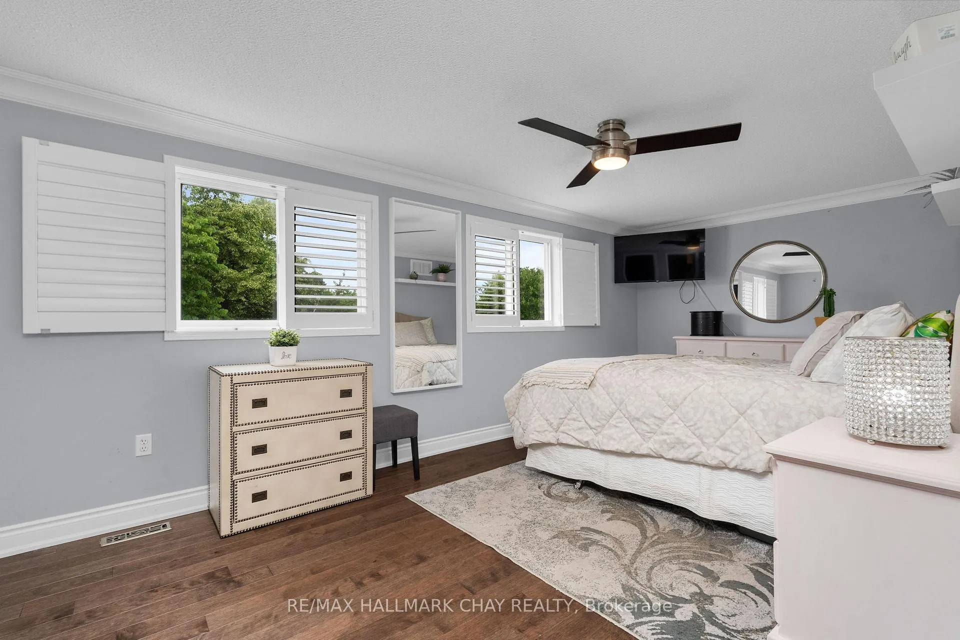 Photo 17 of 16 Columbia Road, Barrie, Holly — HOMEH