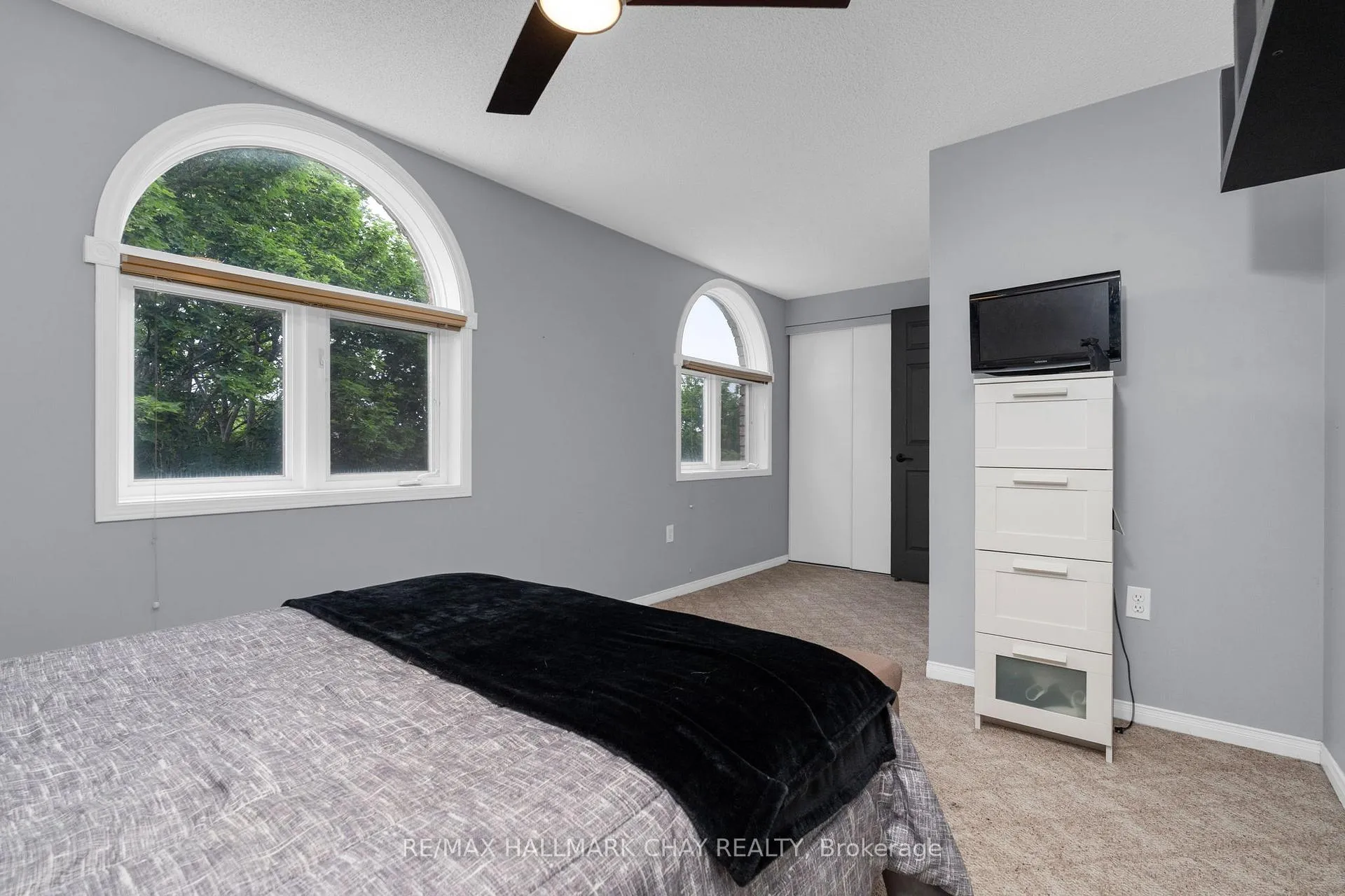 Photo 23 of 16 Columbia Road, Barrie, Holly — HOMEH