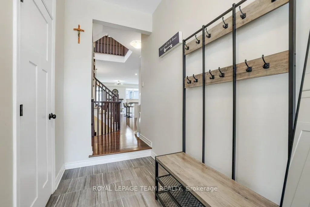 Photo 4 of 702 Vivera Place, Ottawa, Stittsville (North) — HOMEH