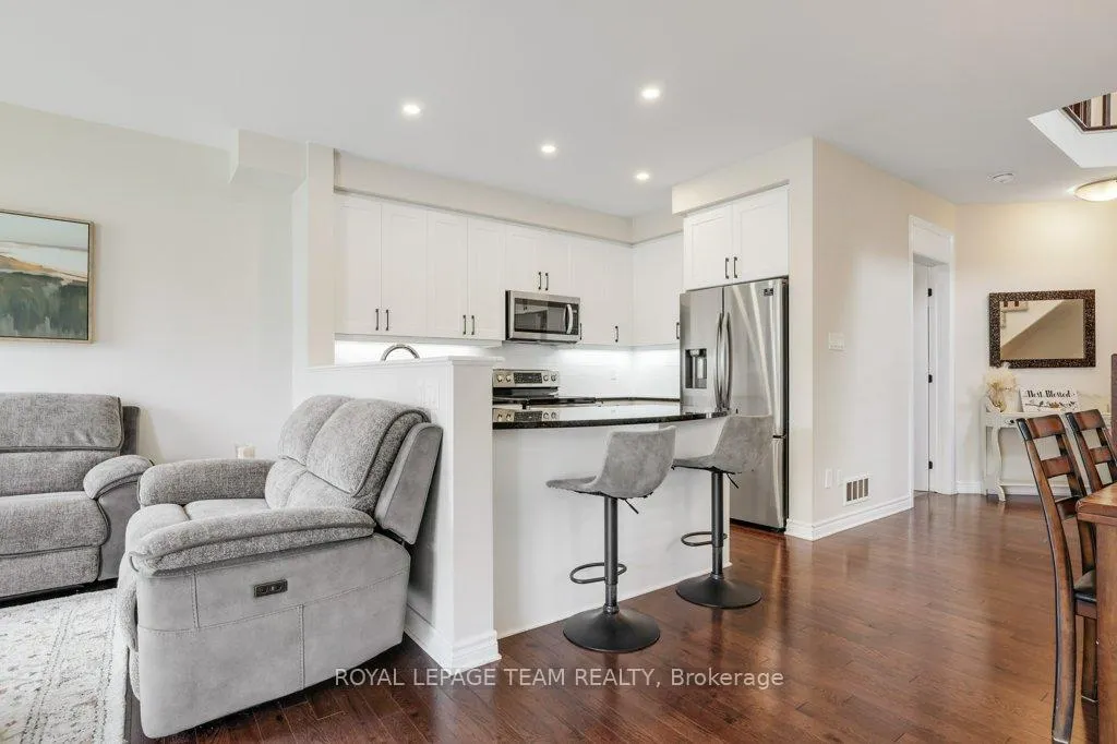 Photo 7 of 702 Vivera Place, Ottawa, Stittsville (North) — HOMEH