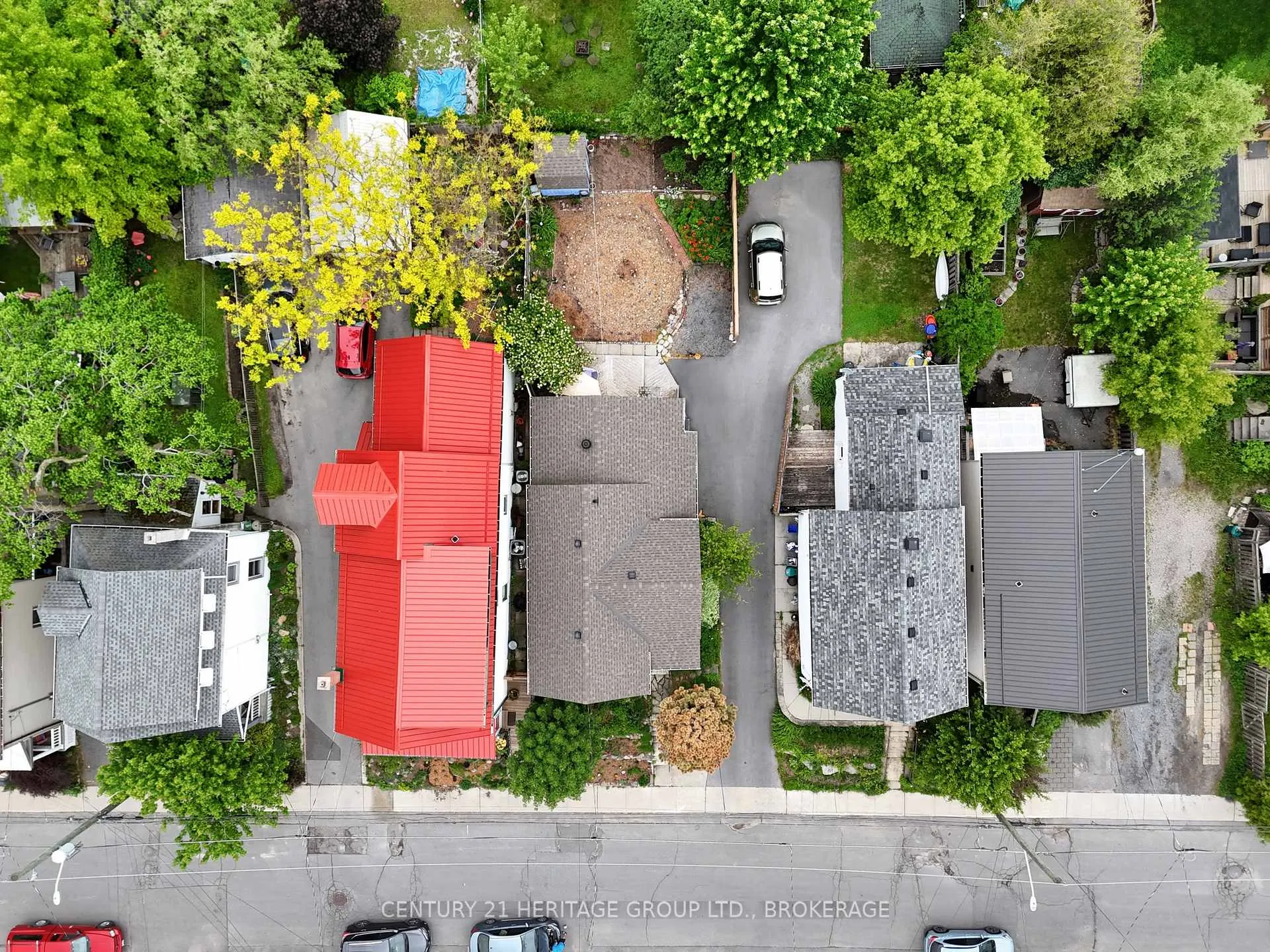 Photo 33 of 51 Quebec Street, Kingston, East of Sir John A. Blvd — HOMEH