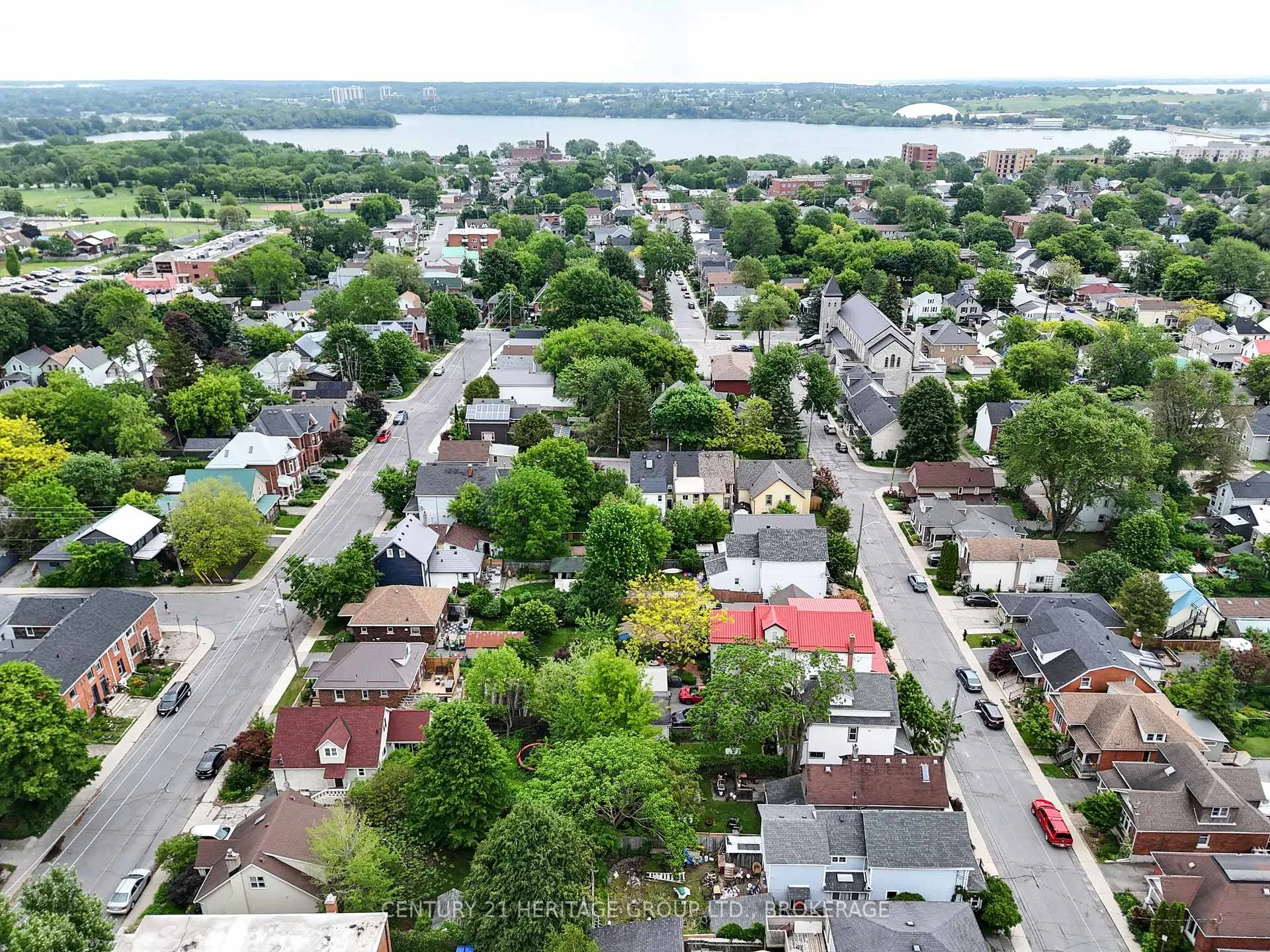 Photo 39 of 51 Quebec Street, Kingston, East of Sir John A. Blvd — HOMEH