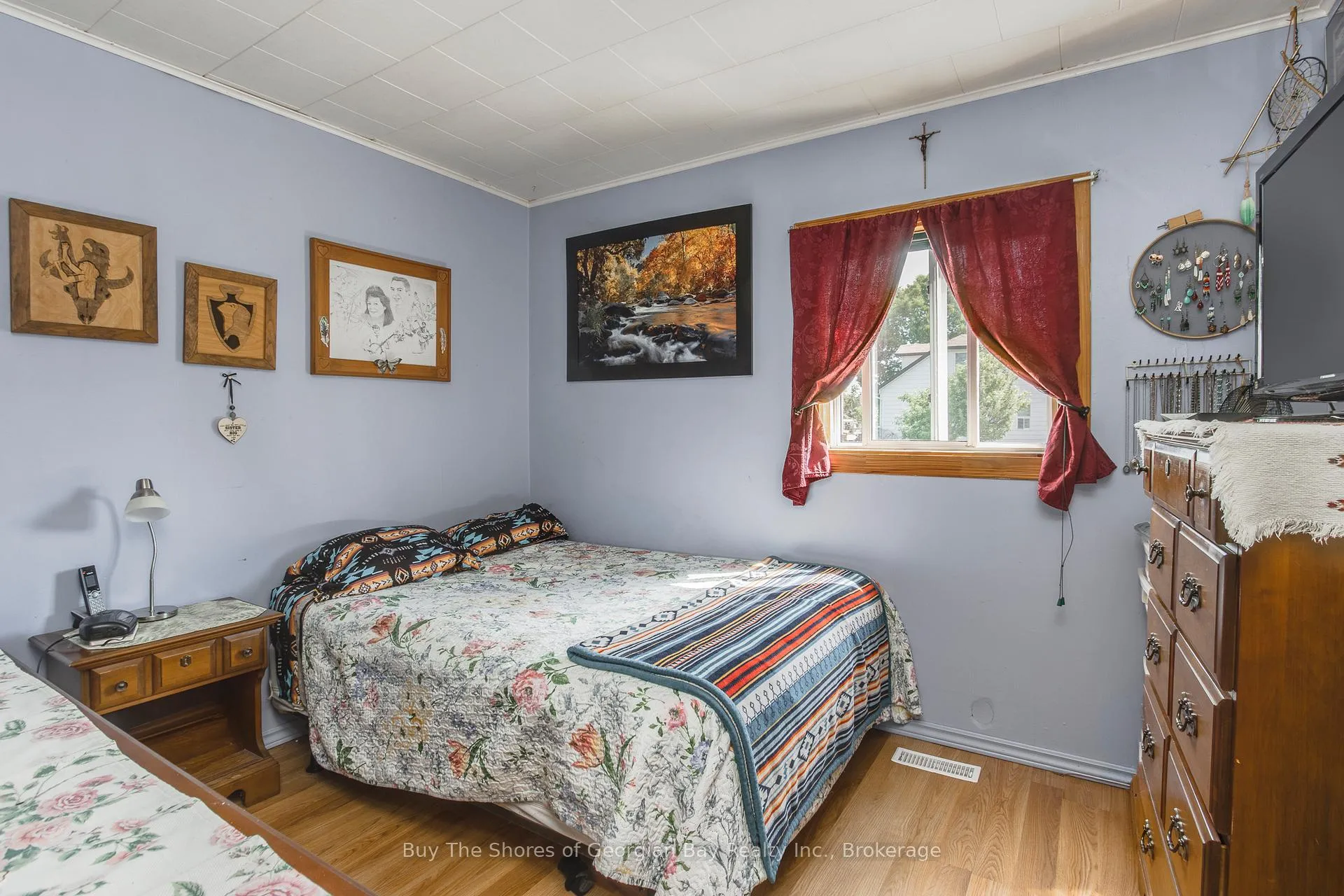 Photo 15 of 17 Balm Beach Road E, Tiny, Perkinsfield — HOMEH