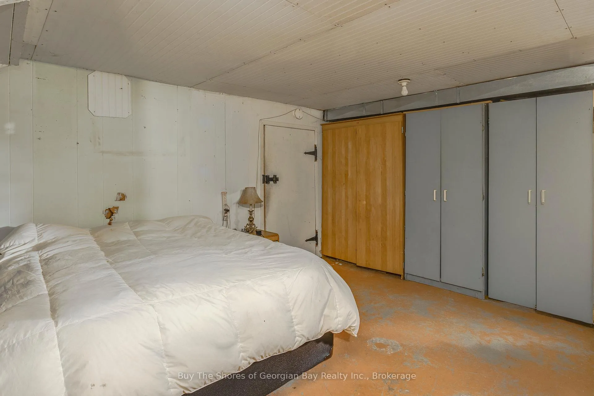 Photo 22 of 17 Balm Beach Road E, Tiny, Perkinsfield — HOMEH