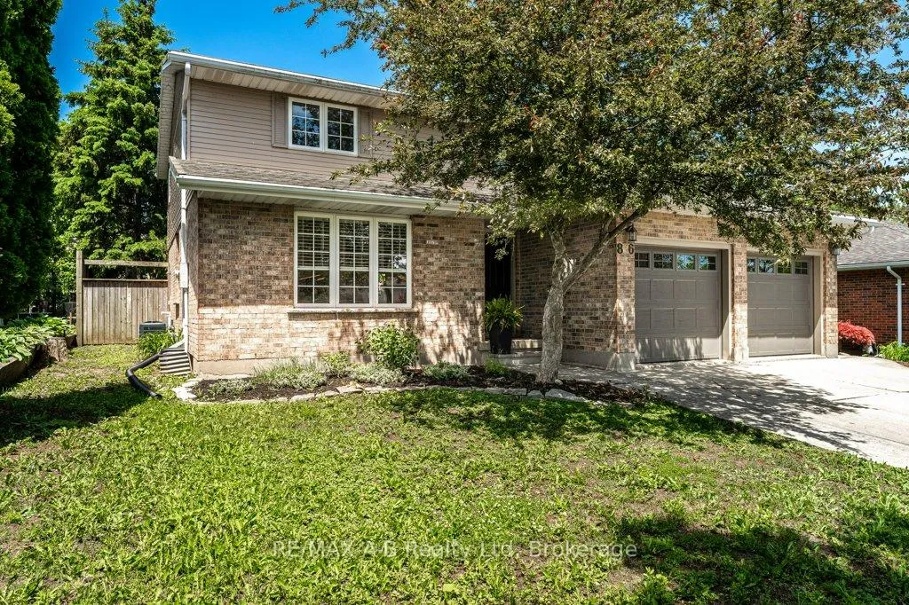 Photo 3 of 86 Freeland Drive, Stratford — HOMEH