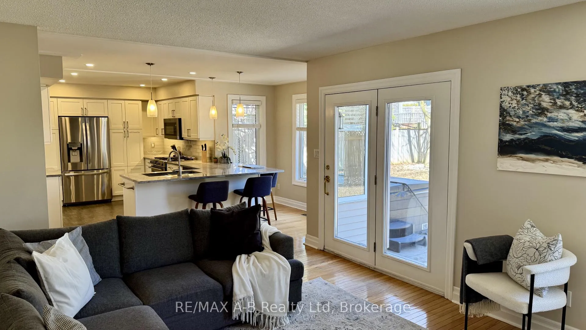 Photo 11 of 86 Freeland Drive, Stratford — HOMEH