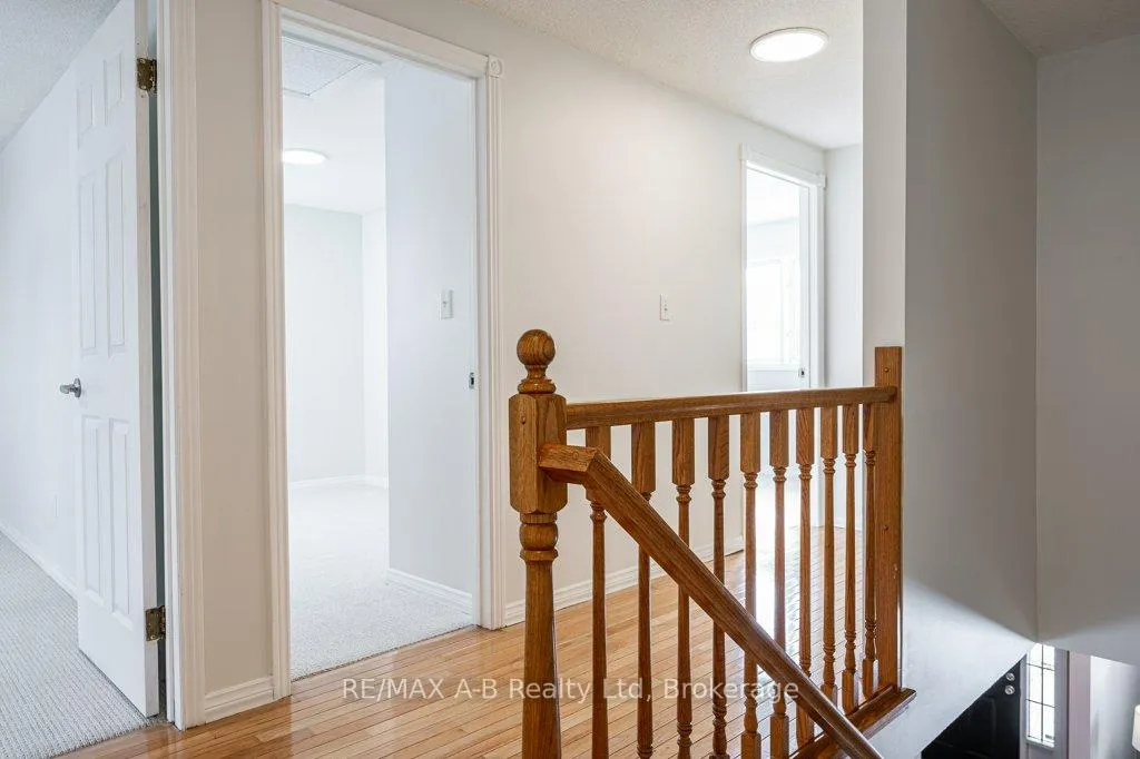 Photo 25 of 86 Freeland Drive, Stratford — HOMEH