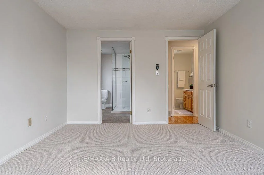 Photo 37 of 86 Freeland Drive, Stratford — HOMEH