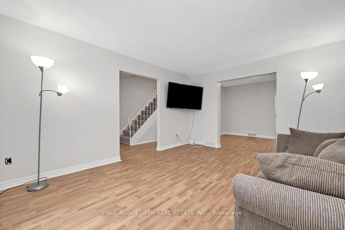 Photo 7 of 1107 Meadowlands Drive, Ottawa, Carleton Square — HOMEH
