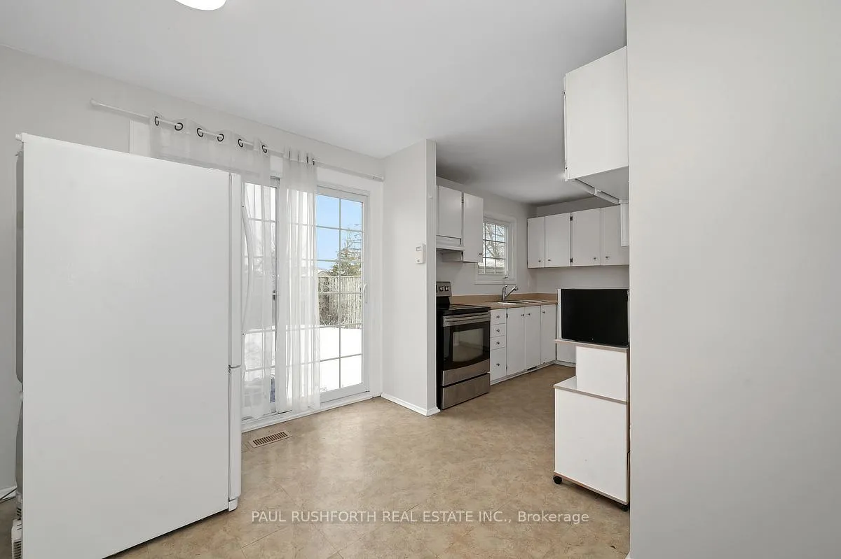 Photo 12 of 1107 Meadowlands Drive, Ottawa, Carleton Square — HOMEH