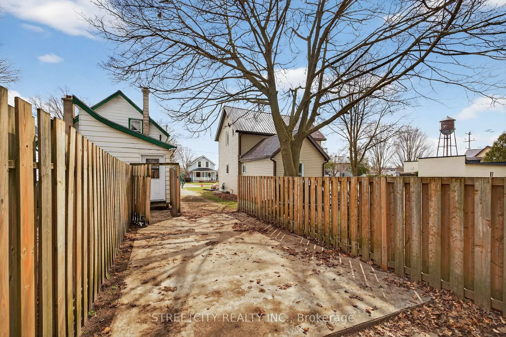 Photo 28 of 12 Pearl Street, Tillsonburg — HOMEH