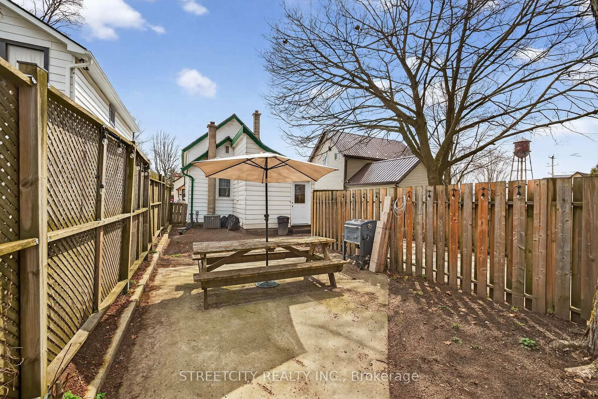 Photo 30 of 12 Pearl Street, Tillsonburg — HOMEH