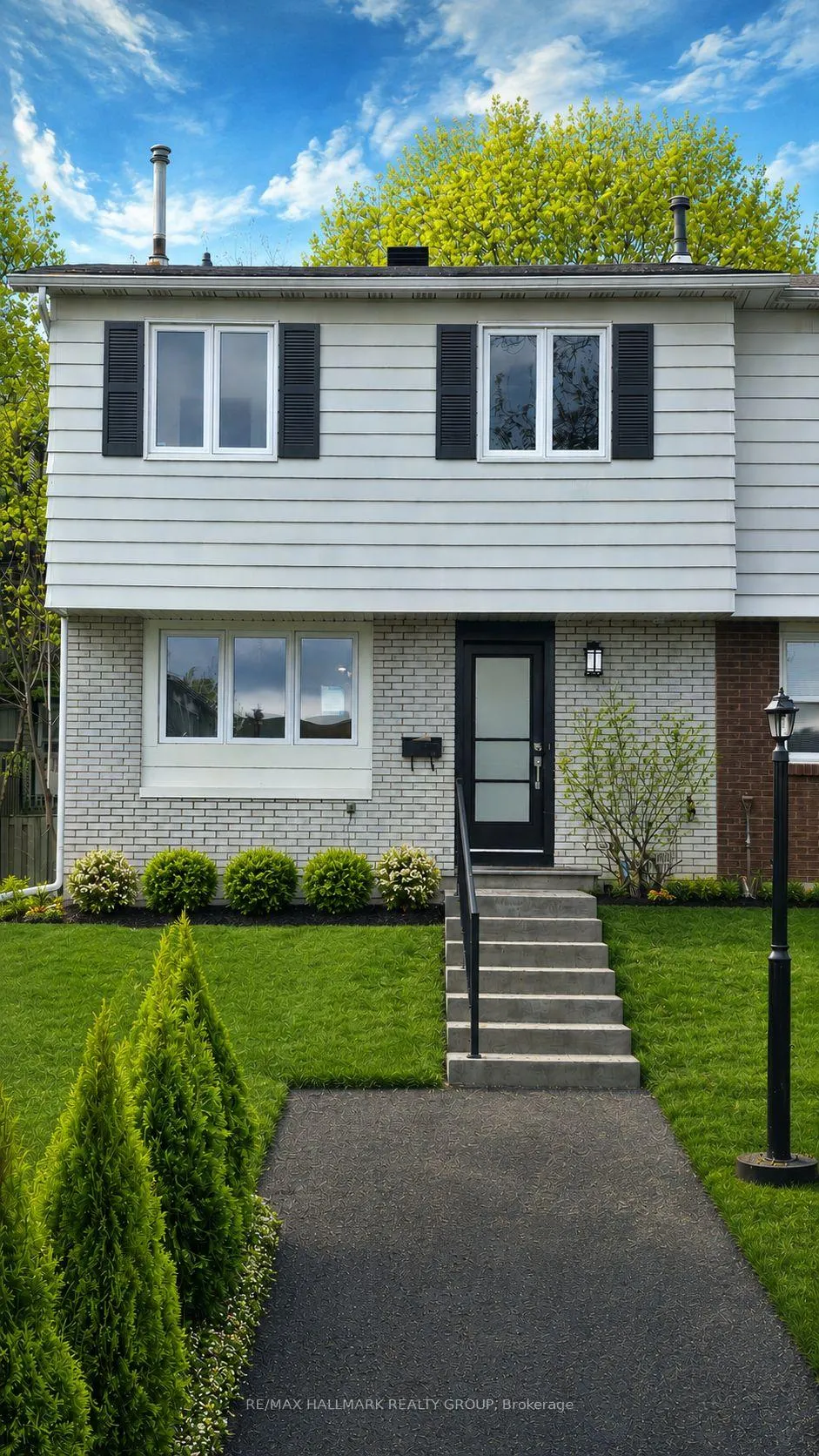 Photo 1 of Unit 22, 660 Hochelaga Street, Ottawa, Carson Meadows — HOMEH