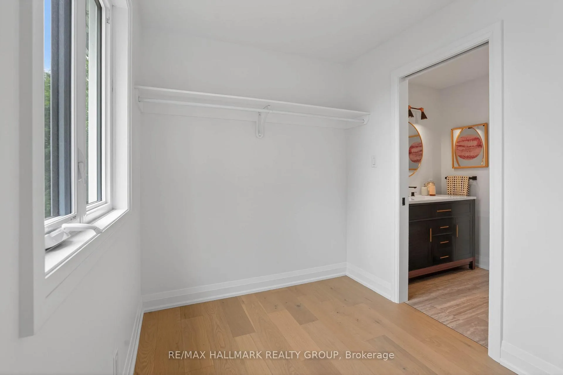 Photo 25 of Unit 22, 660 Hochelaga Street, Ottawa, Carson Meadows — HOMEH