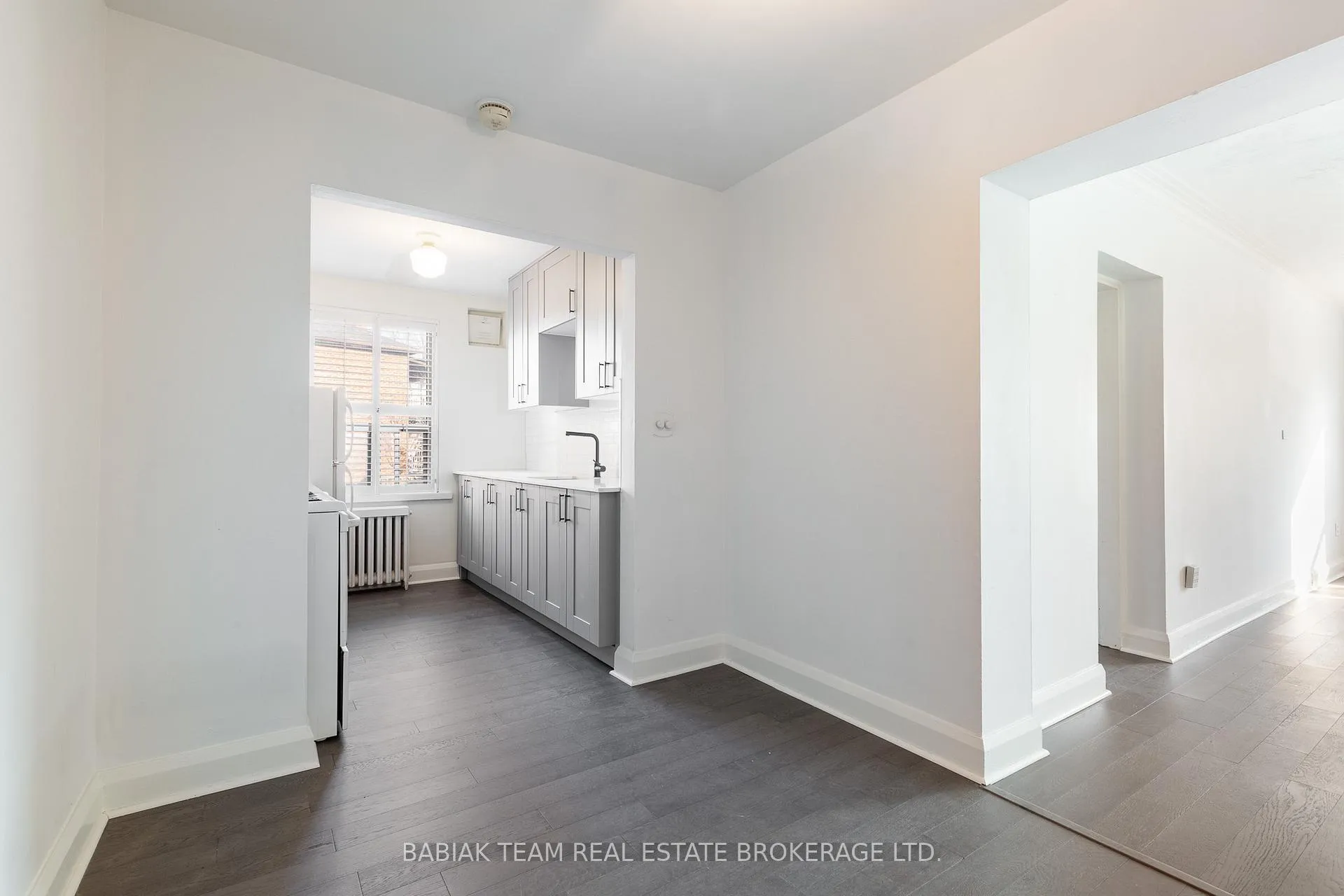 Photo 7 of Unit 56, 871 Millwood Road, Toronto, Leaside — HOMEH