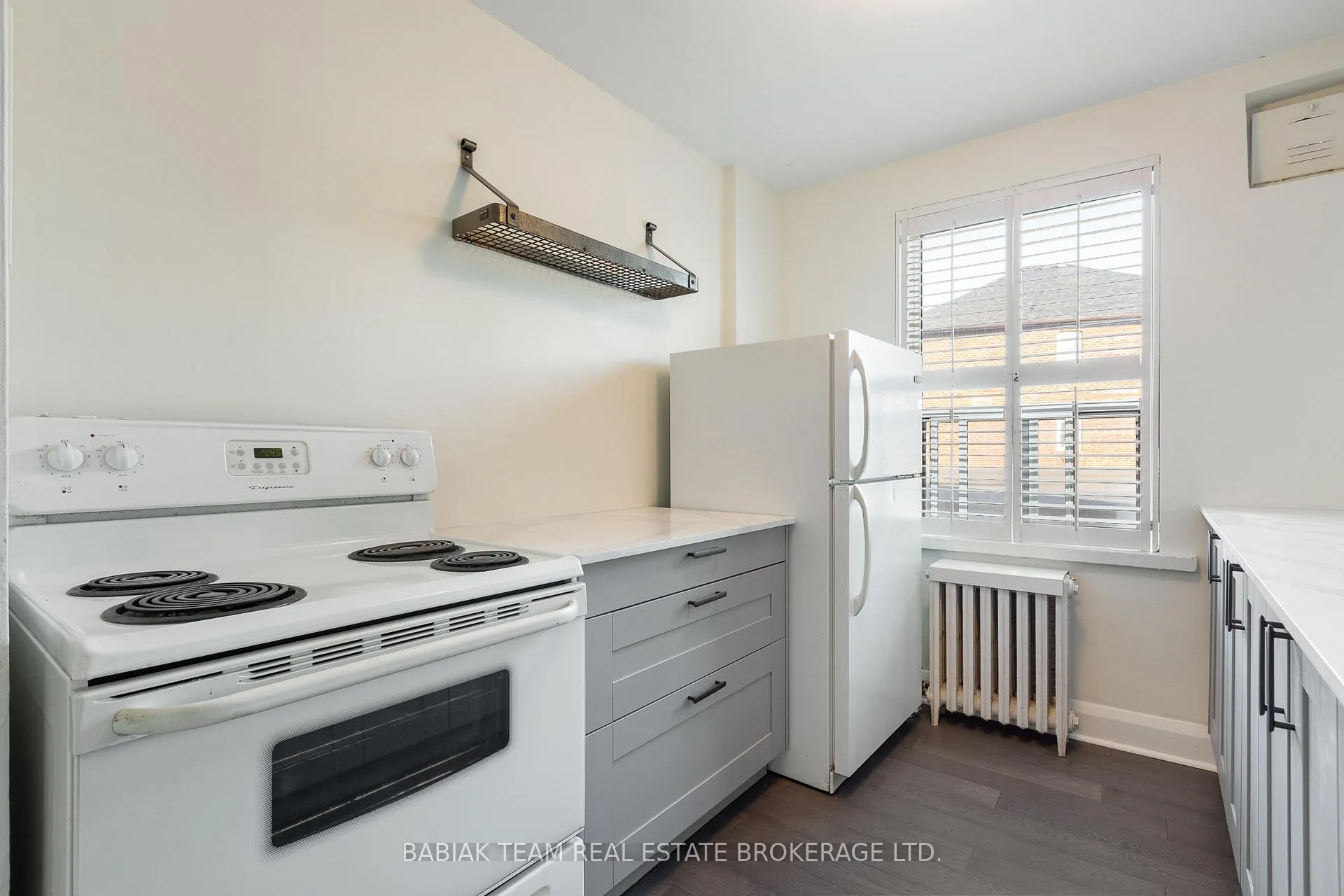 Photo 9 of Unit 56, 871 Millwood Road, Toronto, Leaside — HOMEH