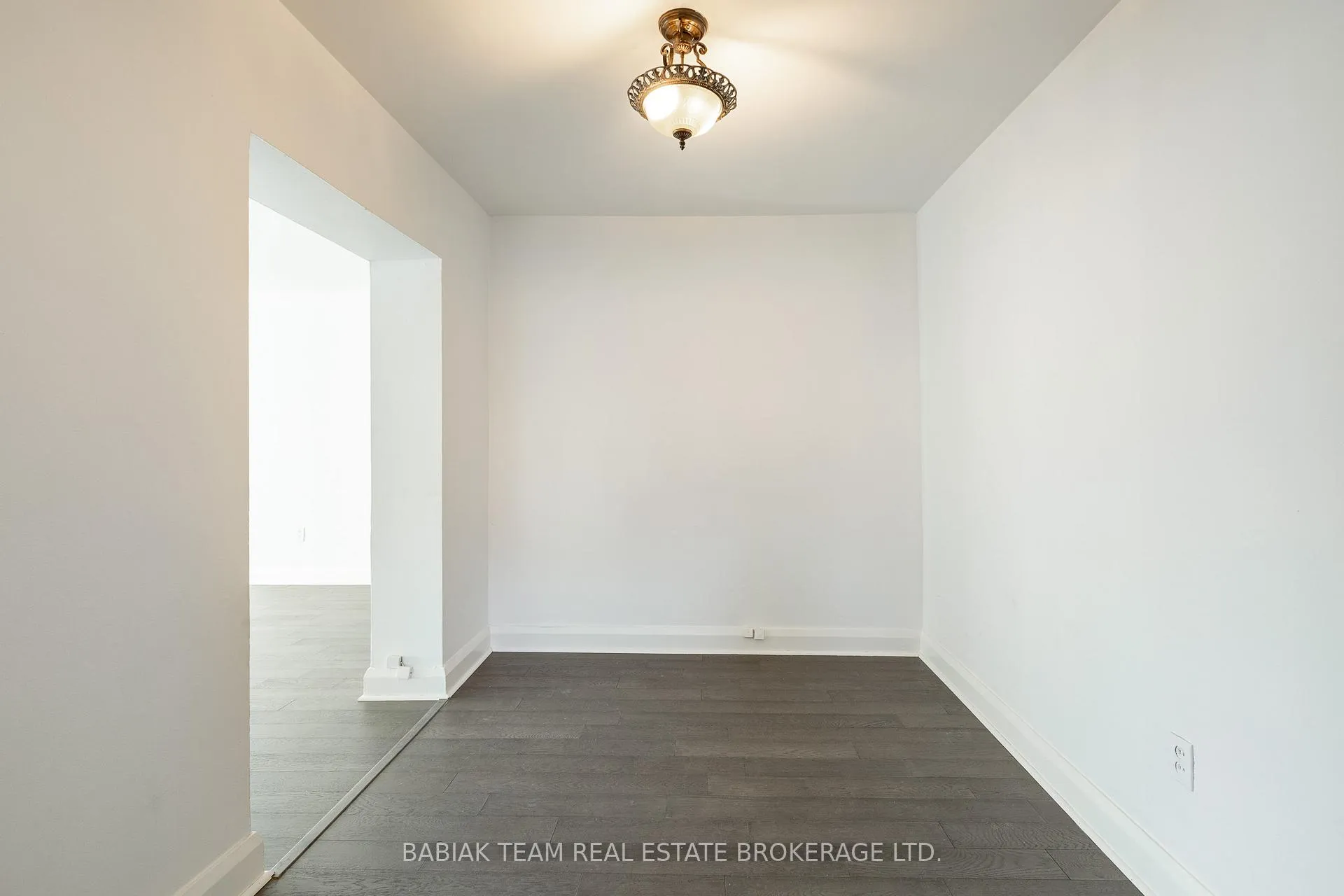 Photo 11 of Unit 56, 871 Millwood Road, Toronto, Leaside — HOMEH