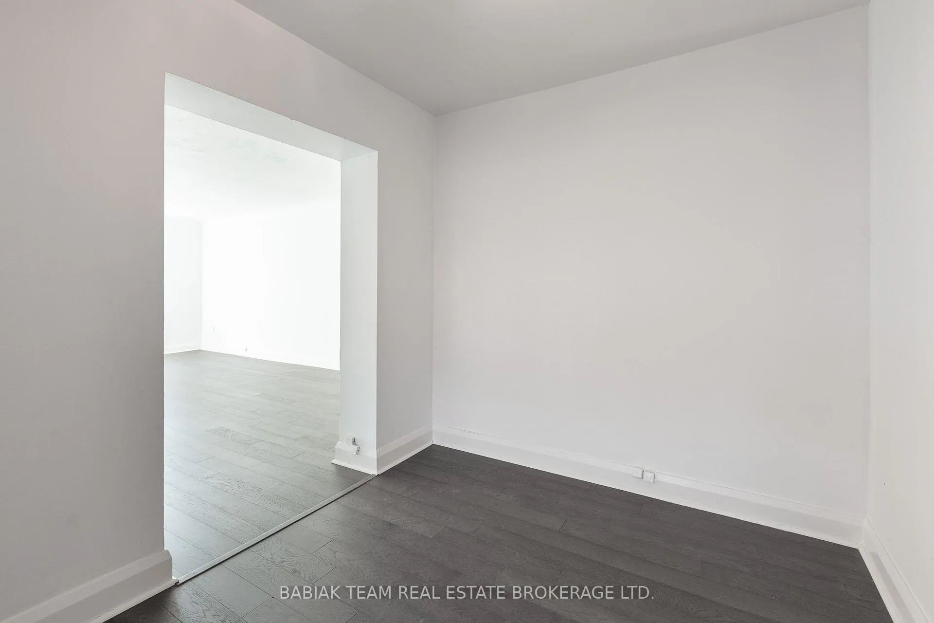 Photo 12 of Unit 56, 871 Millwood Road, Toronto, Leaside — HOMEH