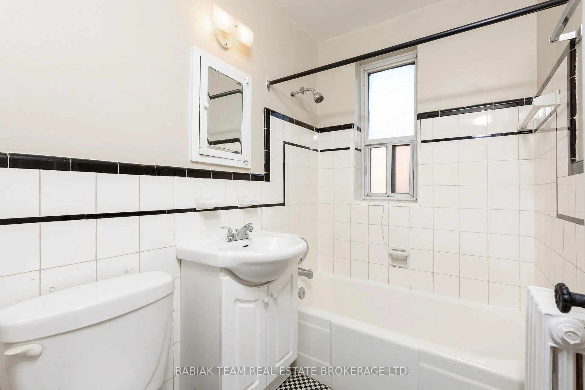 Photo 18 of Unit 56, 871 Millwood Road, Toronto, Leaside — HOMEH
