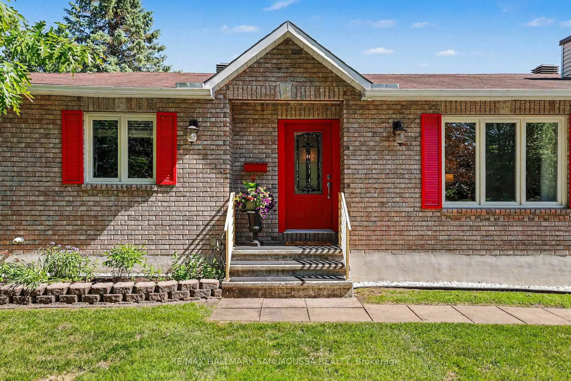 Photo 5 of 6482 Harvest Grove Drive, Ottawa, Greely — HOMEH