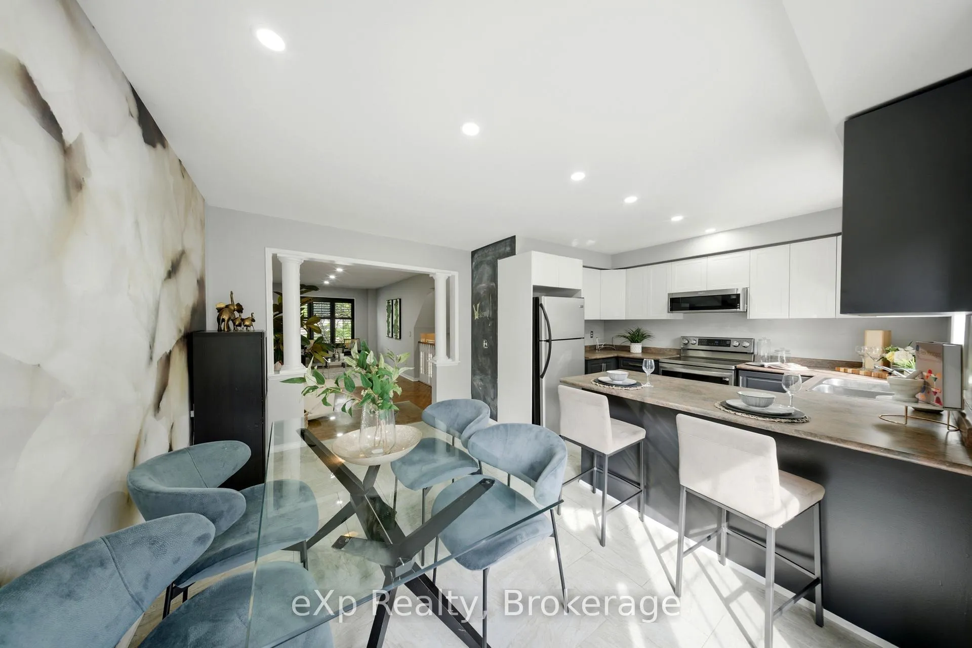 Photo 15 of Unit 75, 9800 Mclaughlin Road N, Brampton, Fletcher's Creek Village — HOMEH