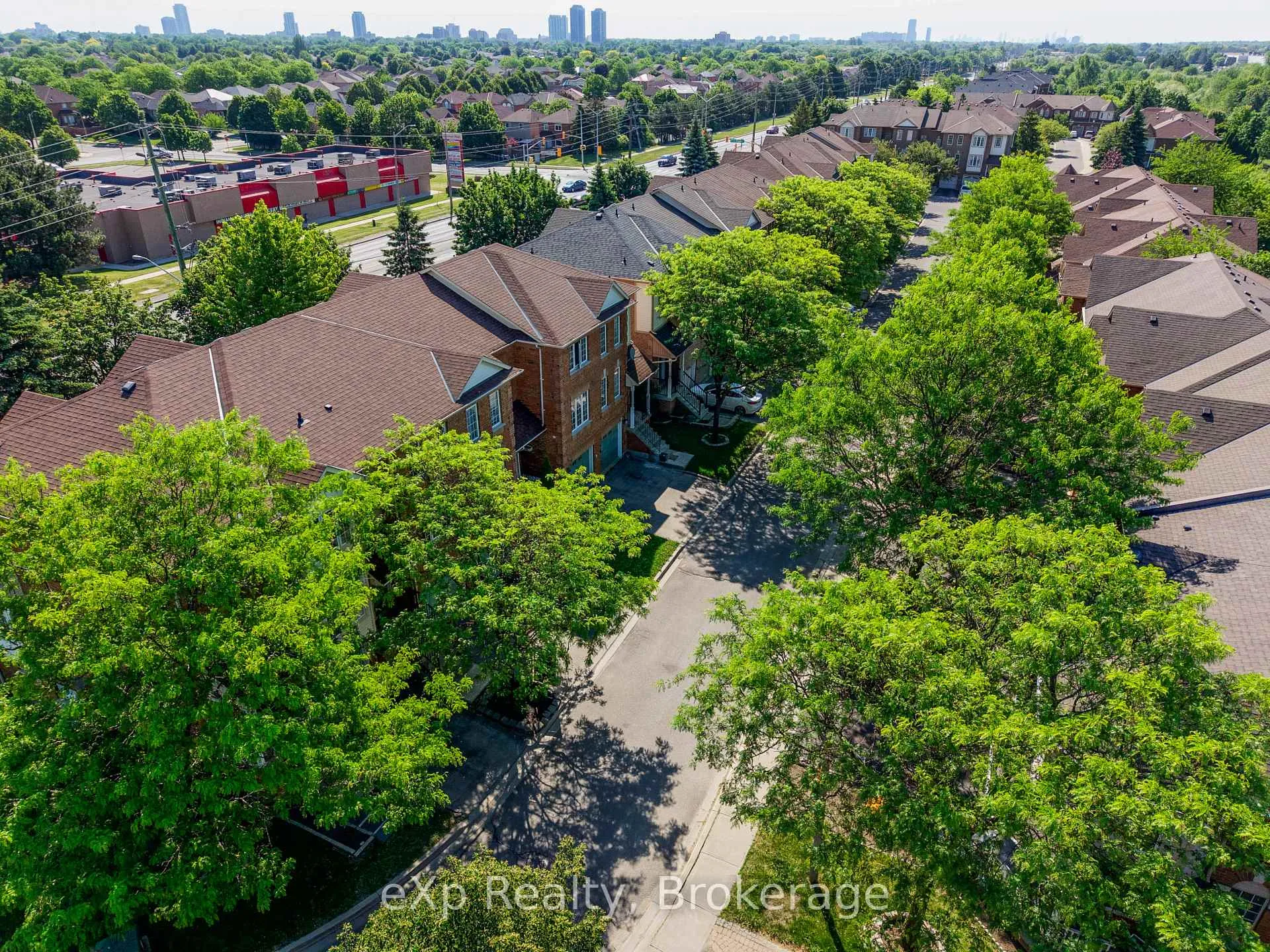 Photo 34 of Unit 75, 9800 Mclaughlin Road N, Brampton, Fletcher's Creek Village — HOMEH
