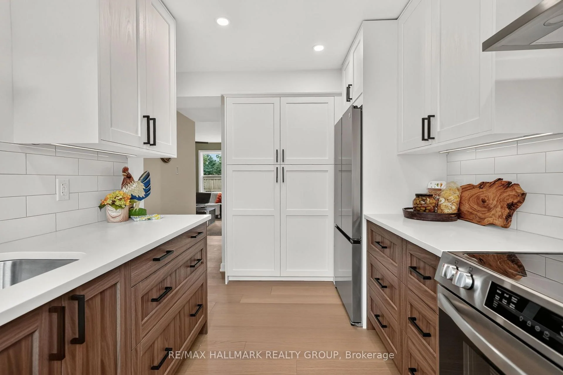Photo 9 of Unit 38, 660 Hochelaga Street, Ottawa, Carson Meadows — HOMEH