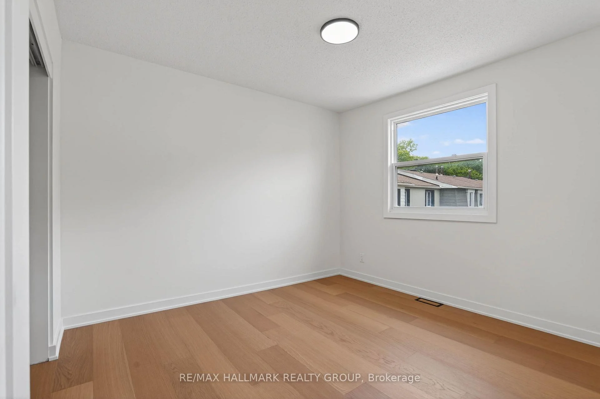 Photo 29 of Unit 38, 660 Hochelaga Street, Ottawa, Carson Meadows — HOMEH