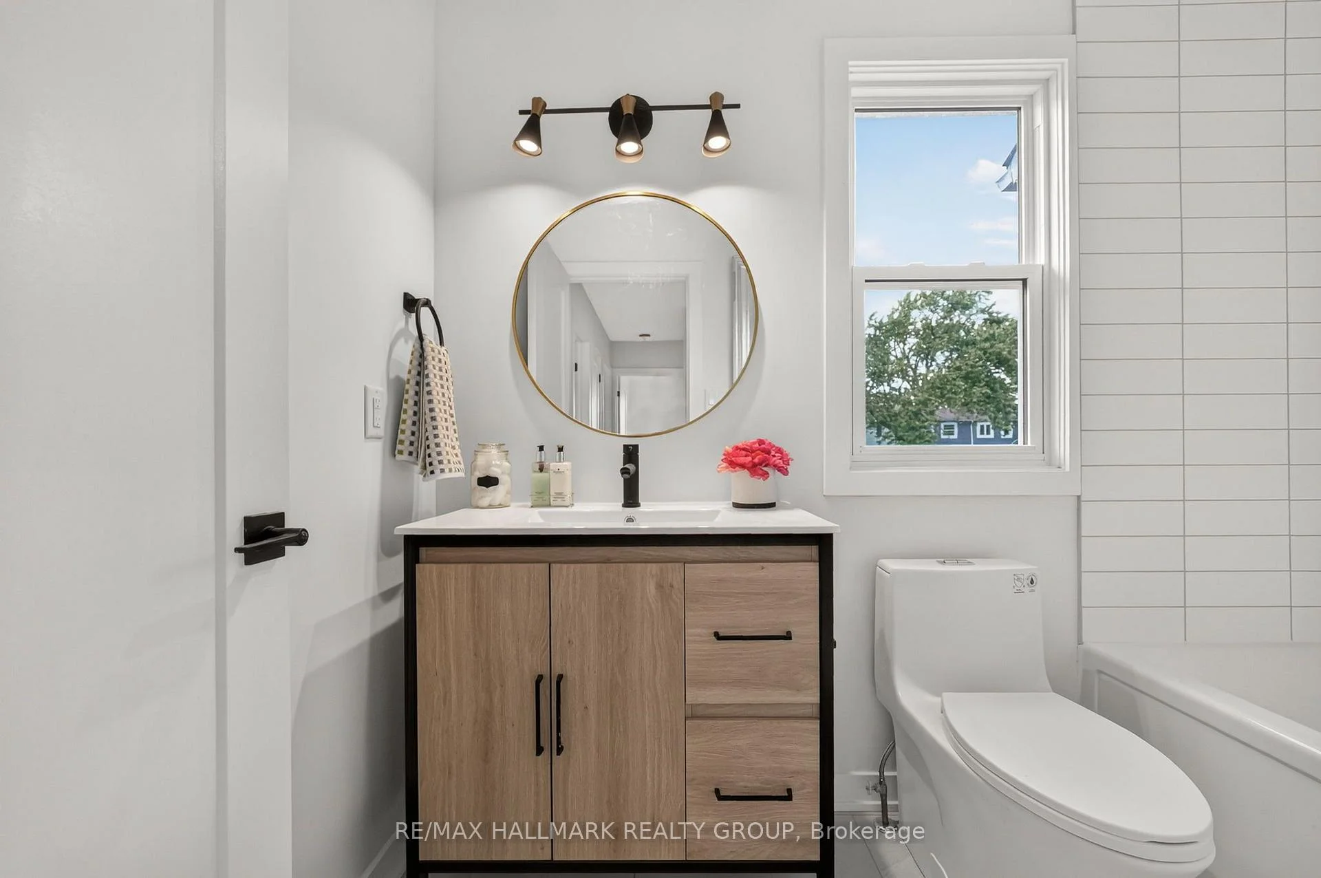 Photo 44 of Unit 38, 660 Hochelaga Street, Ottawa, Carson Meadows — HOMEH