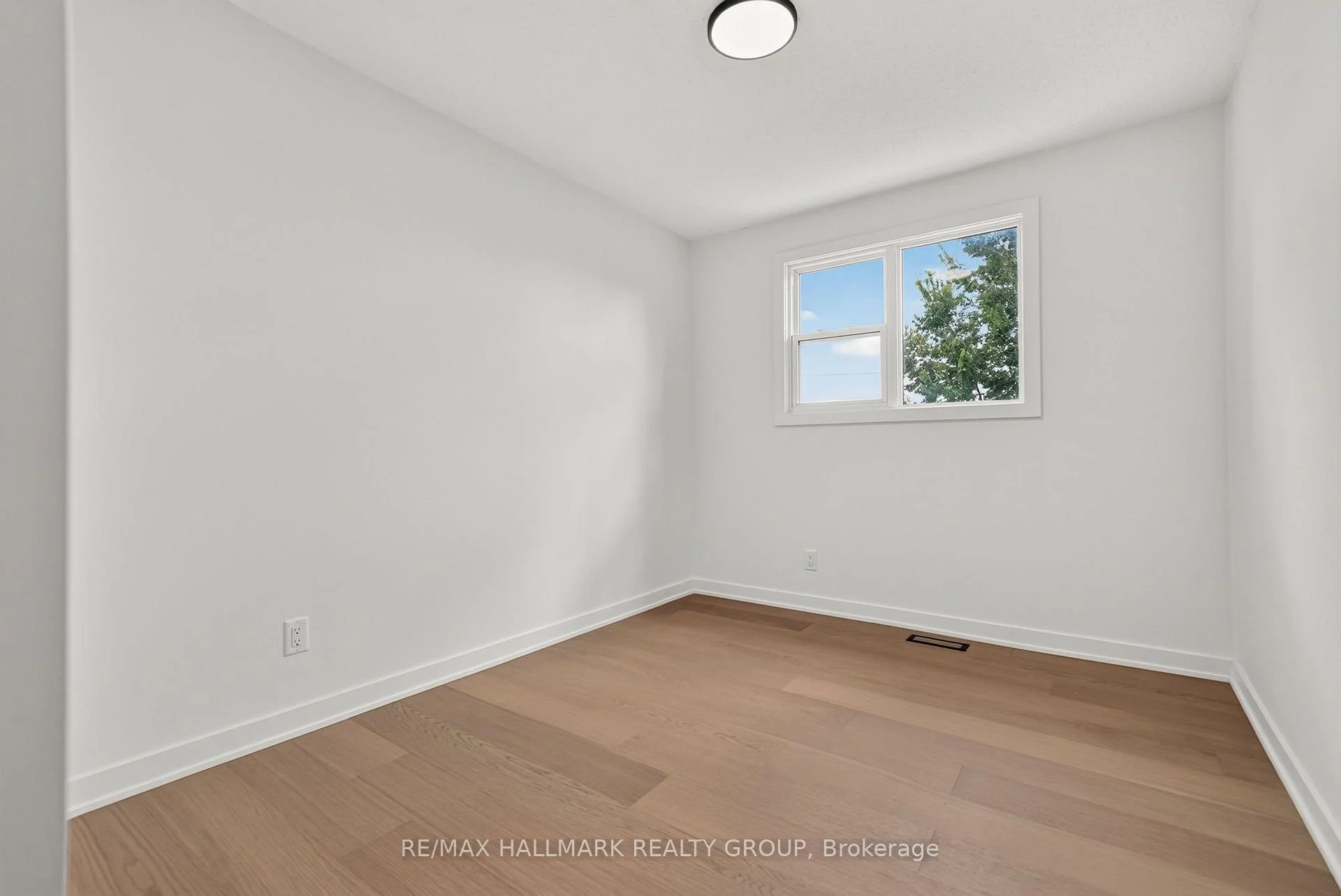 Photo 54 of Unit 38, 660 Hochelaga Street, Ottawa, Carson Meadows — HOMEH