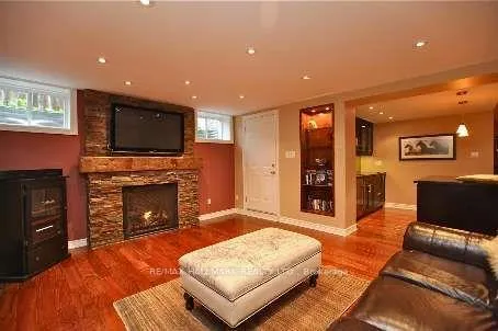 Photo 3 of 74 Colonel Bertram Road, Brampton, Snelgrove — HOMEH