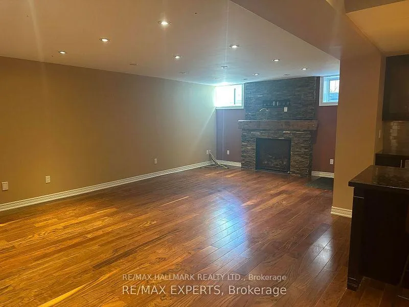 Photo 4 of 74 Colonel Bertram Road, Brampton, Snelgrove — HOMEH