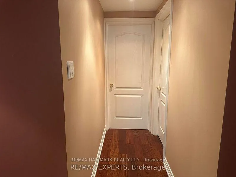 Photo 8 of 74 Colonel Bertram Road, Brampton, Snelgrove — HOMEH