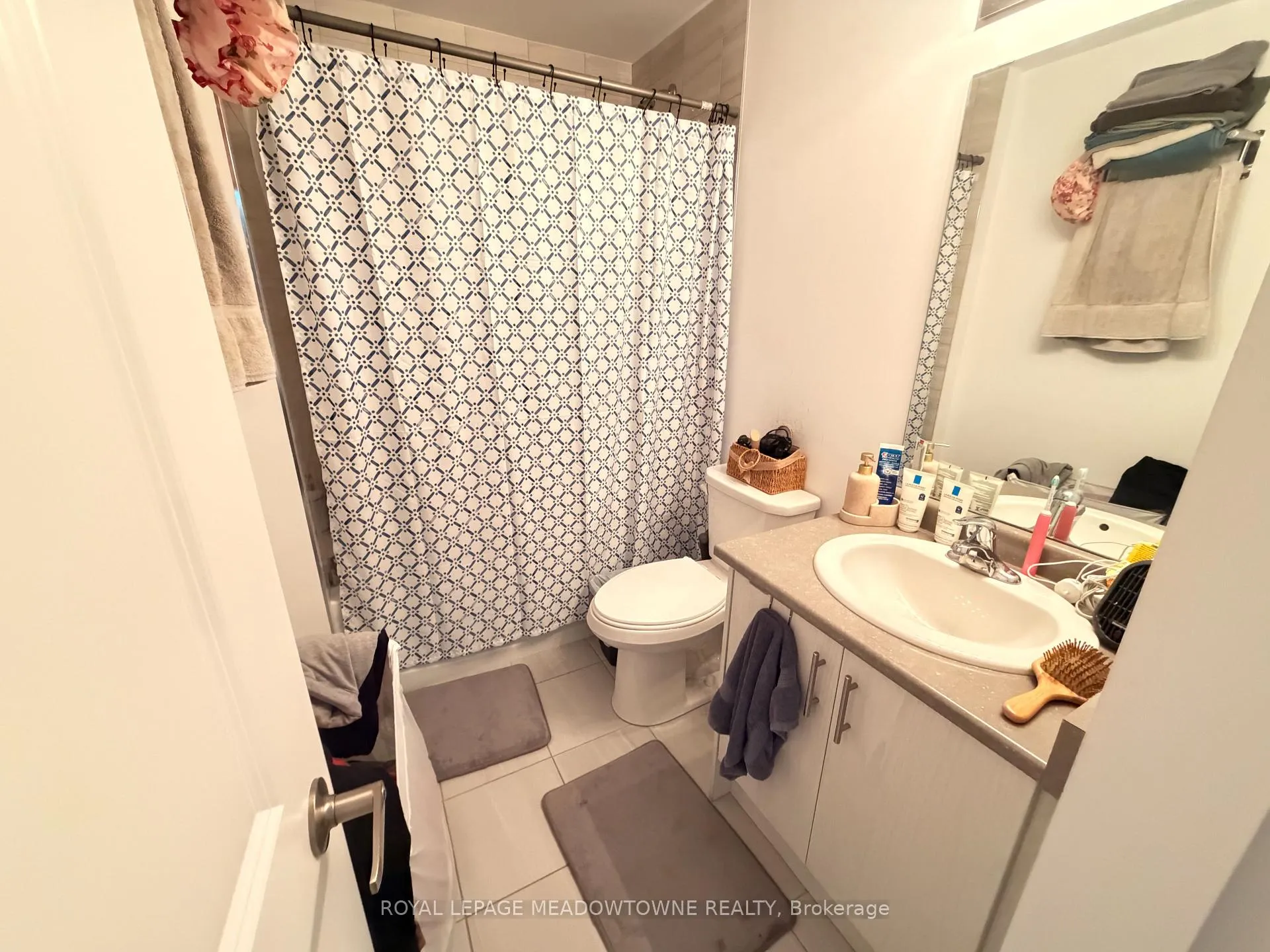 Photo 11 of Unit 801, 460 Dundas Street E, Hamilton, Waterdown — HOMEH