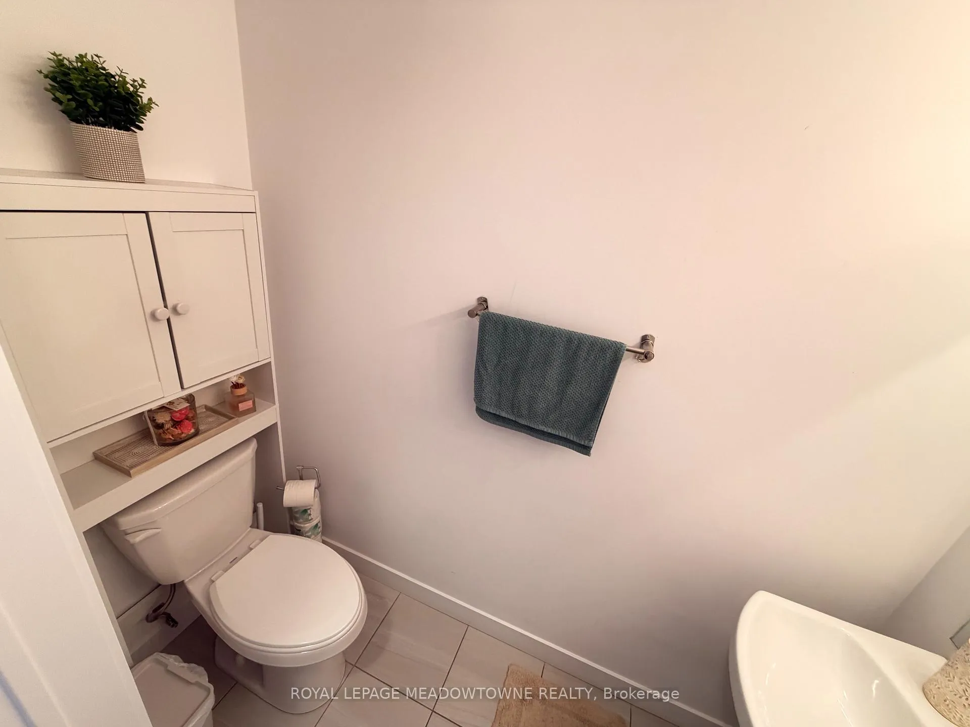 Photo 12 of Unit 801, 460 Dundas Street E, Hamilton, Waterdown — HOMEH