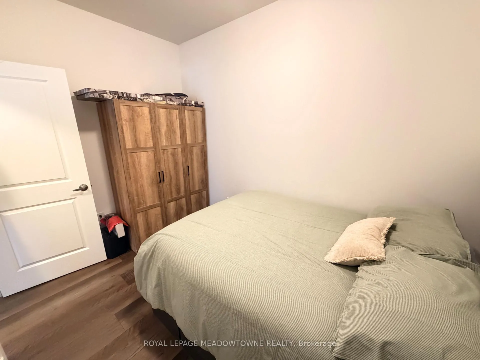 Photo 14 of Unit 801, 460 Dundas Street E, Hamilton, Waterdown — HOMEH