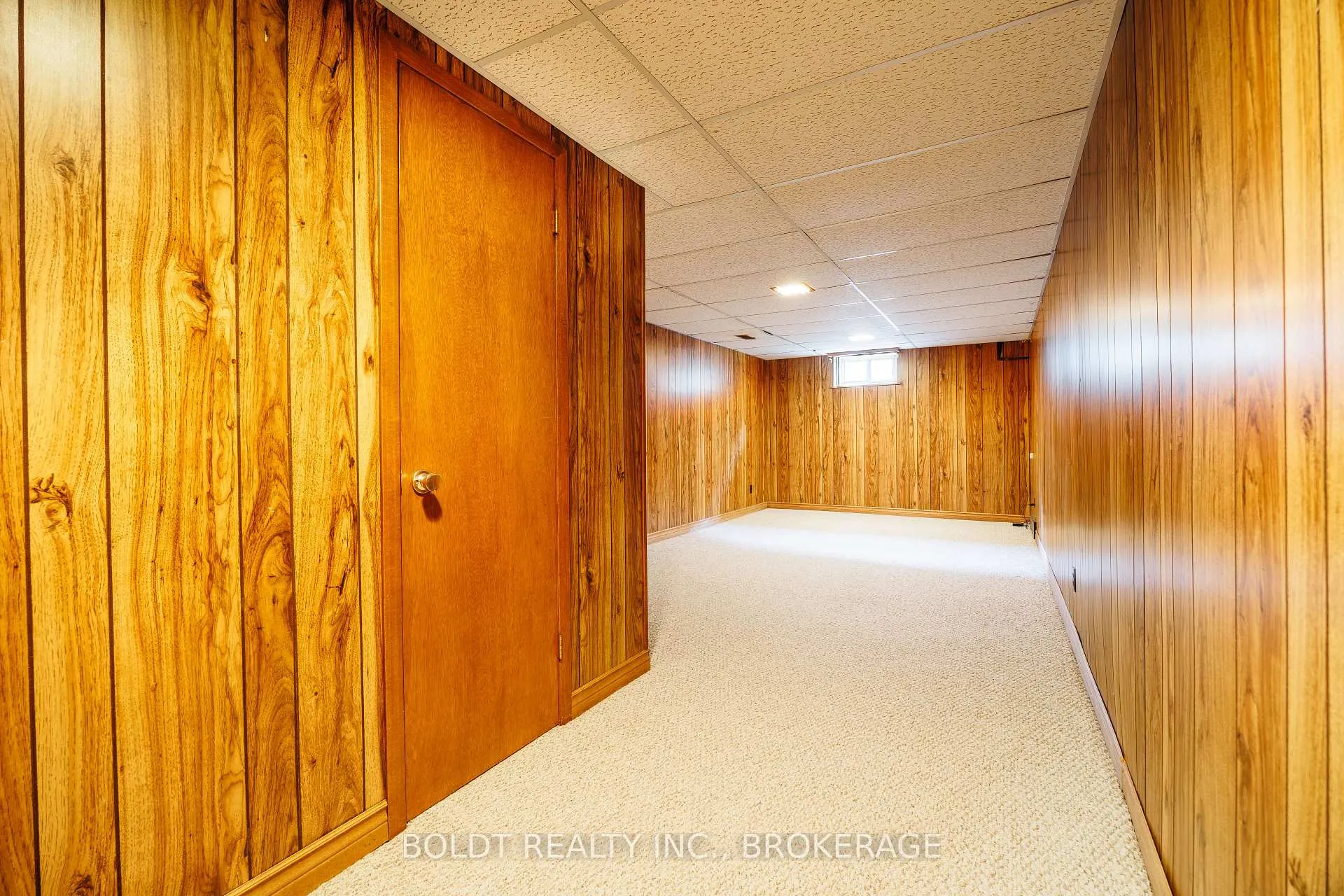 Photo 20 of 4114 Barry Drive, Lincoln, Beamsville — HOMEH