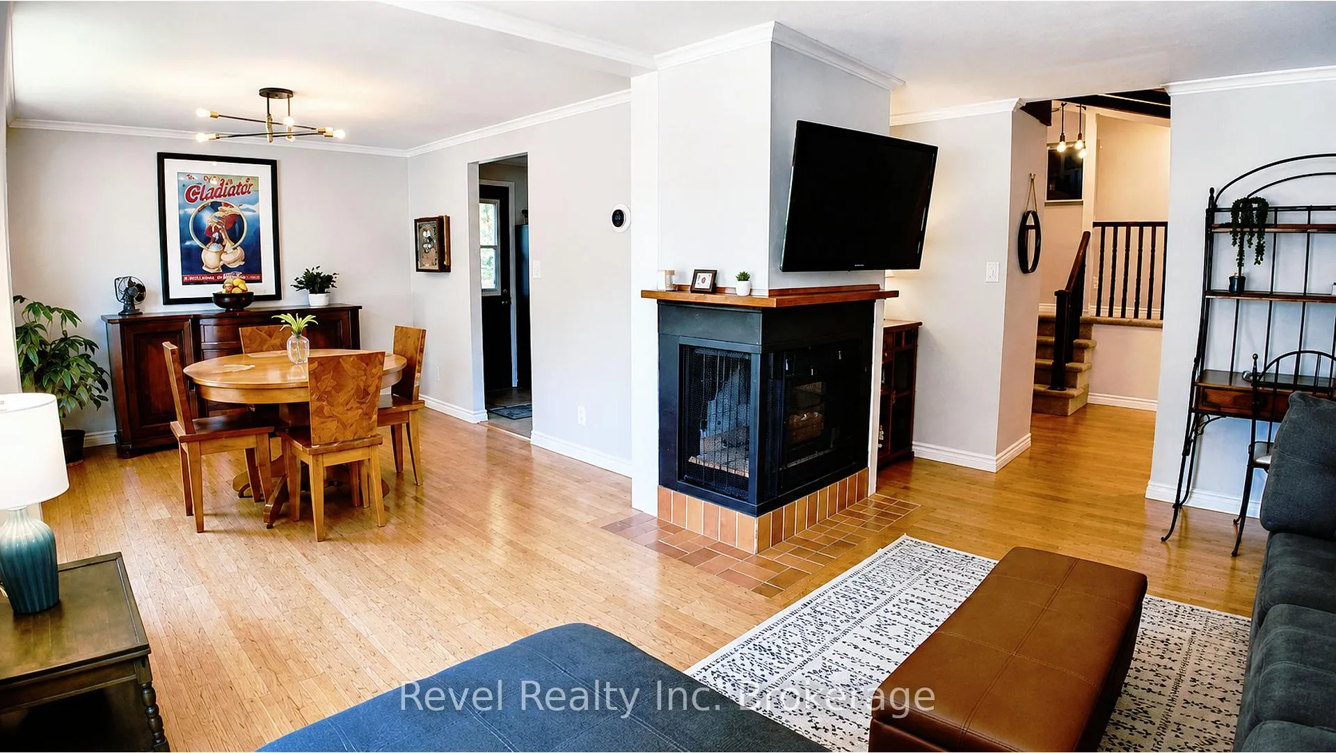 Photo 6 of 641 Ursula Street, North Bay, College Heights — HOMEH