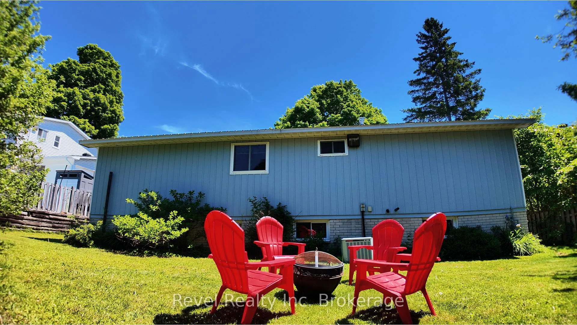 Photo 32 of 641 Ursula Street, North Bay, College Heights — HOMEH